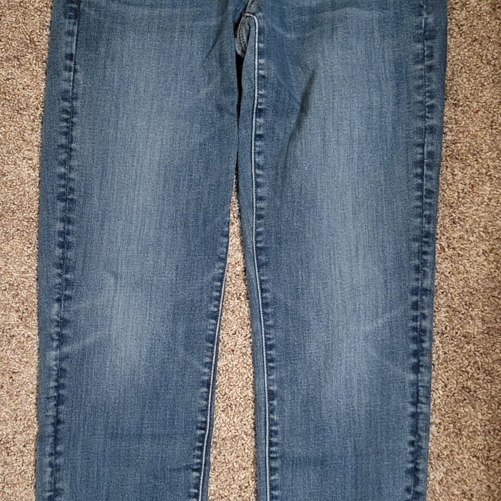 Amerian Eagle Skinny Jeans size 6